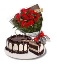 12 Red Roses with Tiramisu Cake